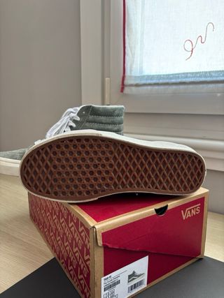 Vans Sk8-Hi grises