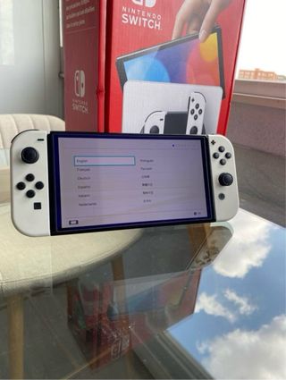Nintendo Switch OLED bianco