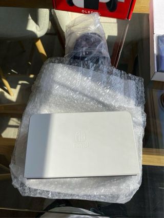 Nintendo Switch OLED bianco
