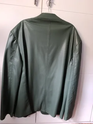 Chaqueta ZARA verde elegante sport vintage.