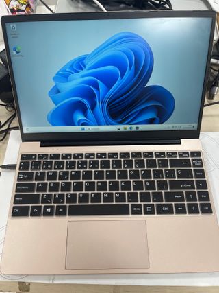 Portátil Intel N4020 6GB RAM 256GB SSD TC12