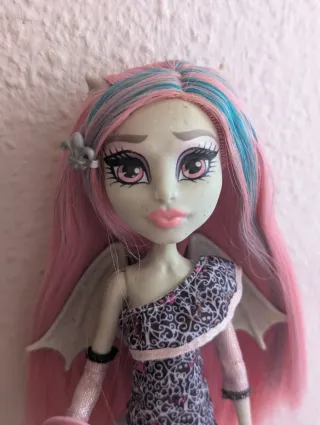 Muñeca Rochelle Goyle Monster High