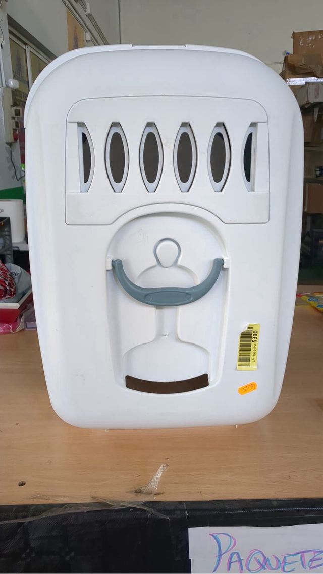 Arenero para gato con filtro