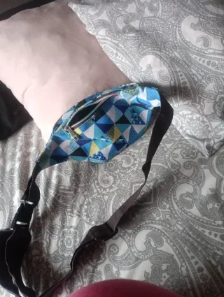 Riñonera geométrica