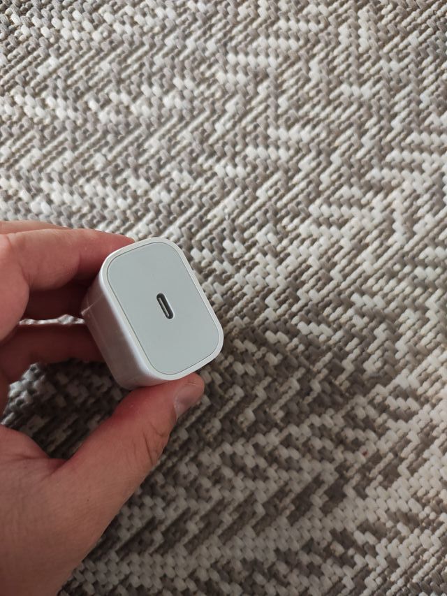 Cargador Apple USB-C 30W Enchufe USA