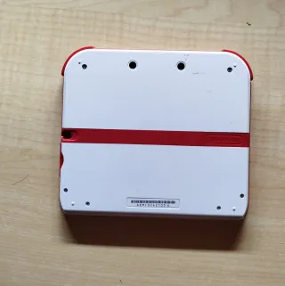 Nintendo 2DS Blanca y Roja