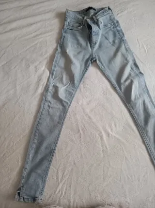 Pantalón vaquero azul Talla 36