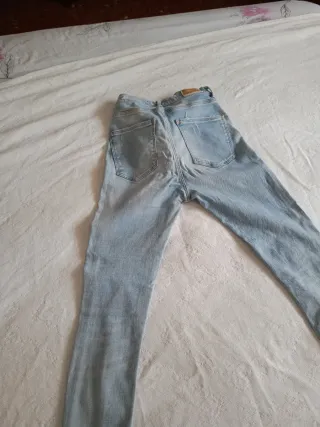 Pantalón vaquero azul Talla 36