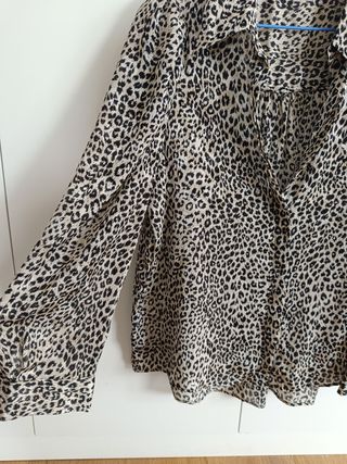 Camisa Zara Leopardo Print L