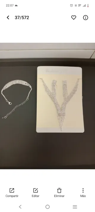 Collar, pulsera  y pendientes plateado con cristal