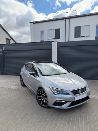 SEAT LEÓN FR Full Black 2020