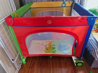 Parquede juegos  infantil para bebé