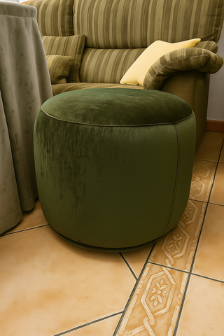 Puff artesanal terciopelo verde botella52x52x48 cm