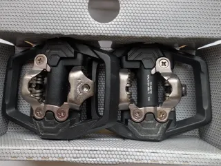 Pedales Shimano PD-ME700 SPD