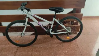 Bicicleta Mujer/Niña Blanca.