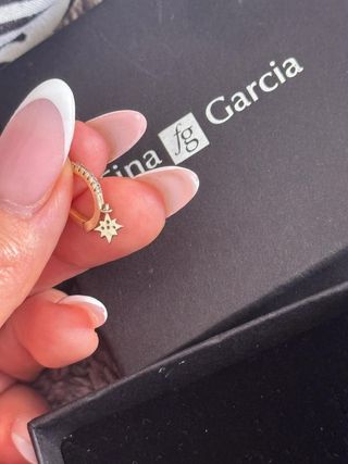 Pendiente fg Garcia estrella oro