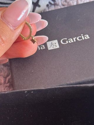 Pendiente fg Garcia estrella oro