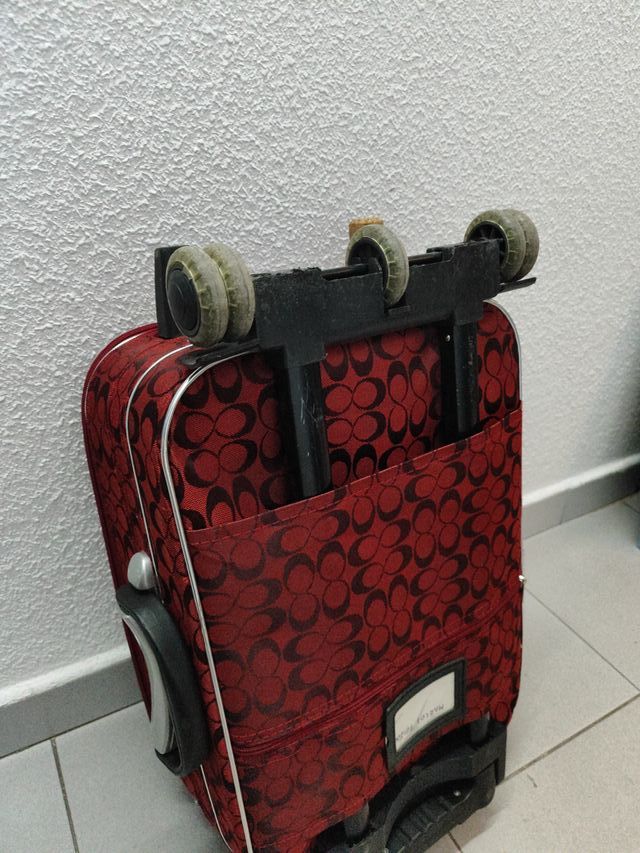 Maleta Missiuss Roja y Negra