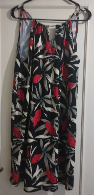 Lote de ropa,vestidos largos y corto, mono