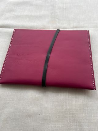 Cartera de cuero hecha a mano. Nuevas varios color