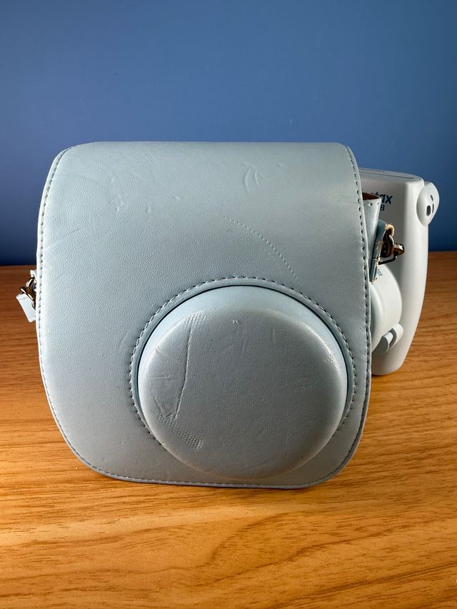 Fujifilm Instax Mini 8 con scatola e custodia