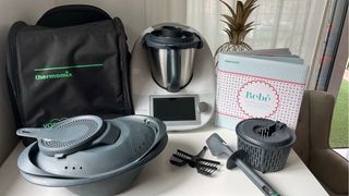 Thermomix TM6 con Accesorios y Regalos