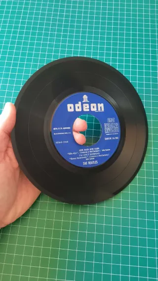 Single The Beatles Yellow Submarine DSOE 16.702