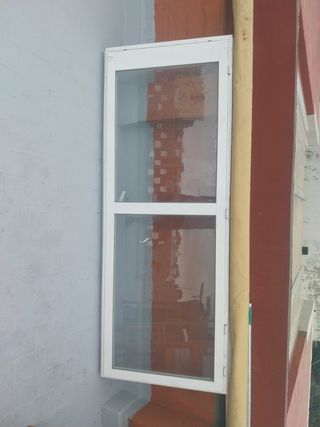 Puerta aluminio doble cristal Climalit