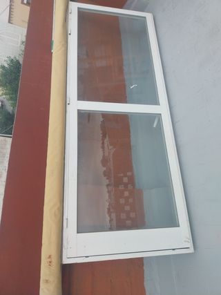 Puerta aluminio doble cristal Climalit