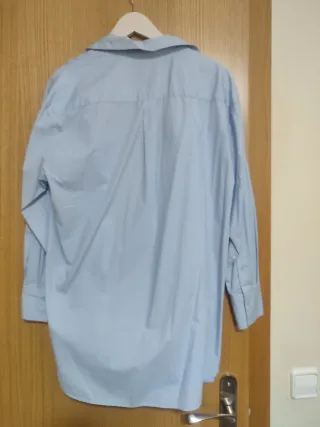 Camisa azul oversize