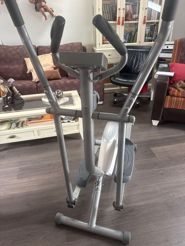 Bicicleta Elíptica Gimnasio