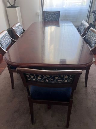 Mesa comedor y 6 sillas clásico