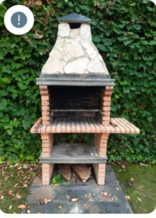 Barbacoa de obra con chimenea