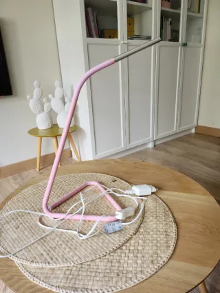 Lámpara IKEA HARTE Rosa y Plateada