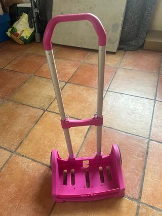 Carrito rosa con ruedas