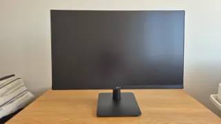 Pantalla LG full HD Negra 24 pulgadas 
HDMI 

