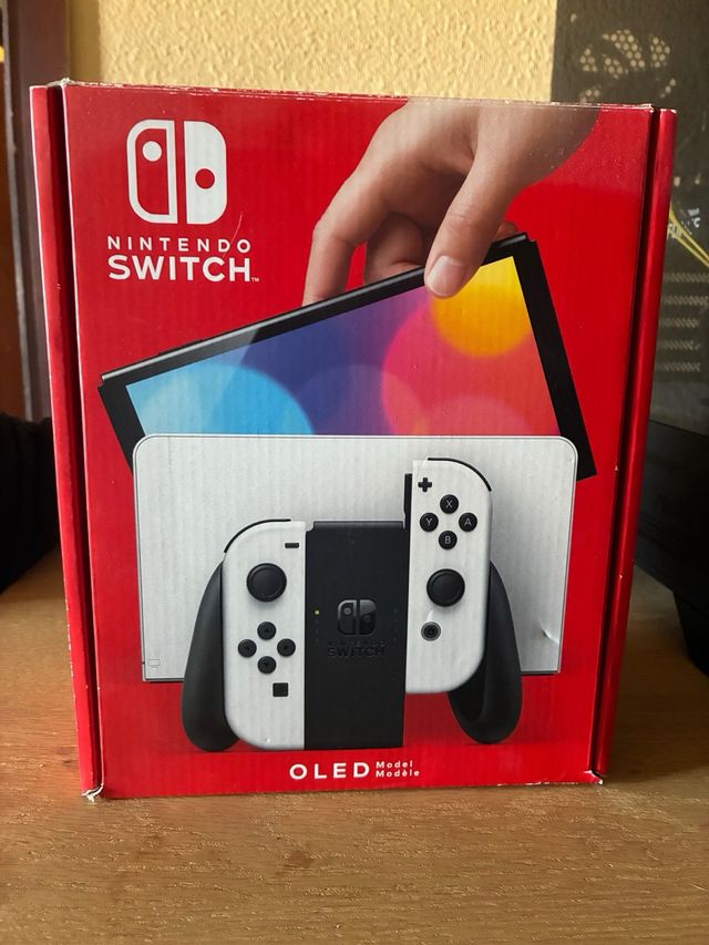 Nintendo Switch OLED + Mario Odyssey – Como nueva