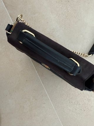 Bolso Parfois negro y dorado