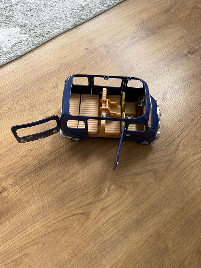 Coche Sylvanian Families 7 plazas