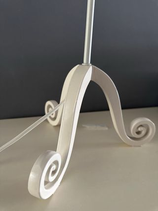 Lámpara de mesa tela y metal