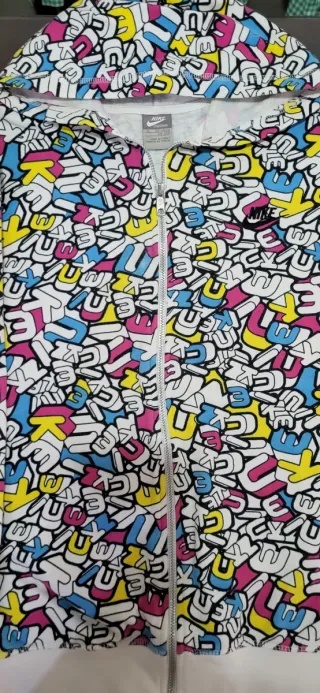 Lote 3 sudaderas (2 marca, 1 regalo)