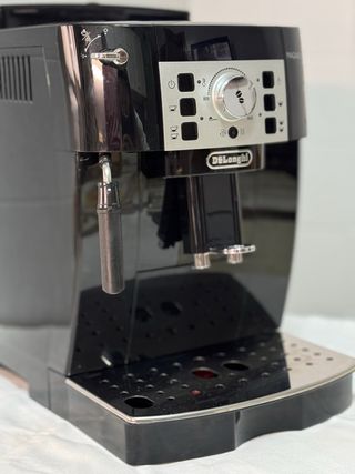 Cafetera DeLonghi Magnifica S (Sin estrenar)