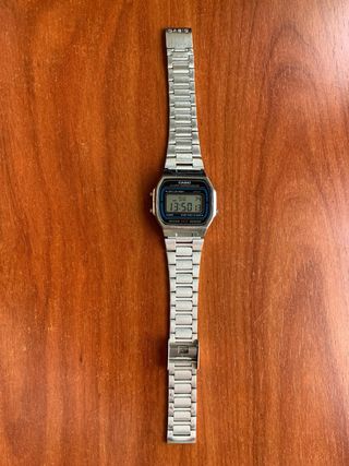Reloj casio plateado