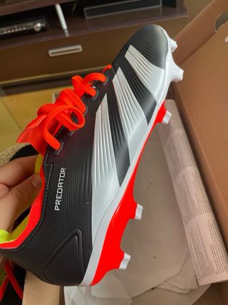 Botas Adidas Predator Talla 42 Nuevas