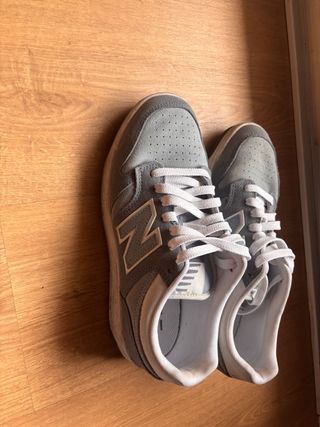 Zapatillas New Balance azules
zapatillas puma gris