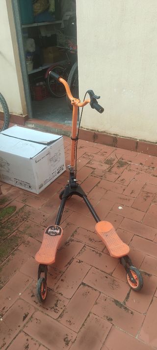 Dos Patinetes plegables dobles infantiles naranjas