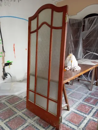 Puerta antigua madera cristal años 40