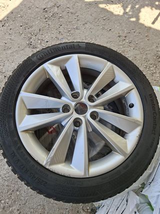 Neumáticos de invierno Continental 225/45 R17 XL