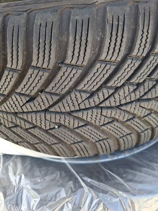 Neumáticos de invierno Continental 225/45 R17 XL