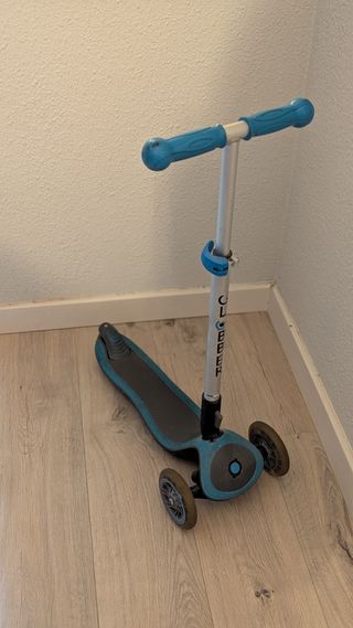 Patinete niños con luces